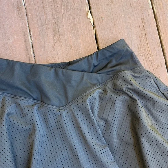 Black Tennis Skirt - Picture 3 of 7